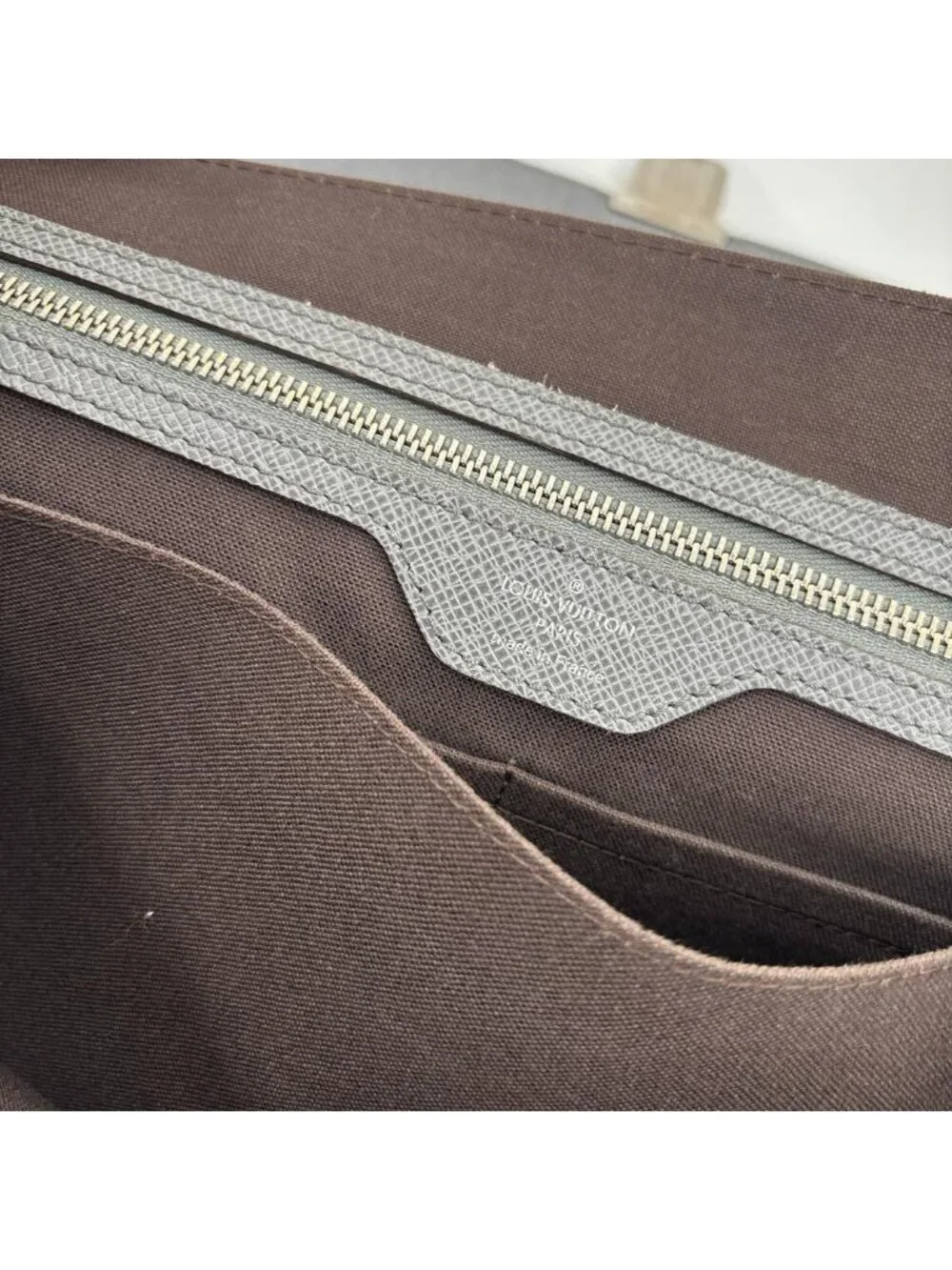 Louis Vuitton Super Taiga Vasili GM Business Bag Gray